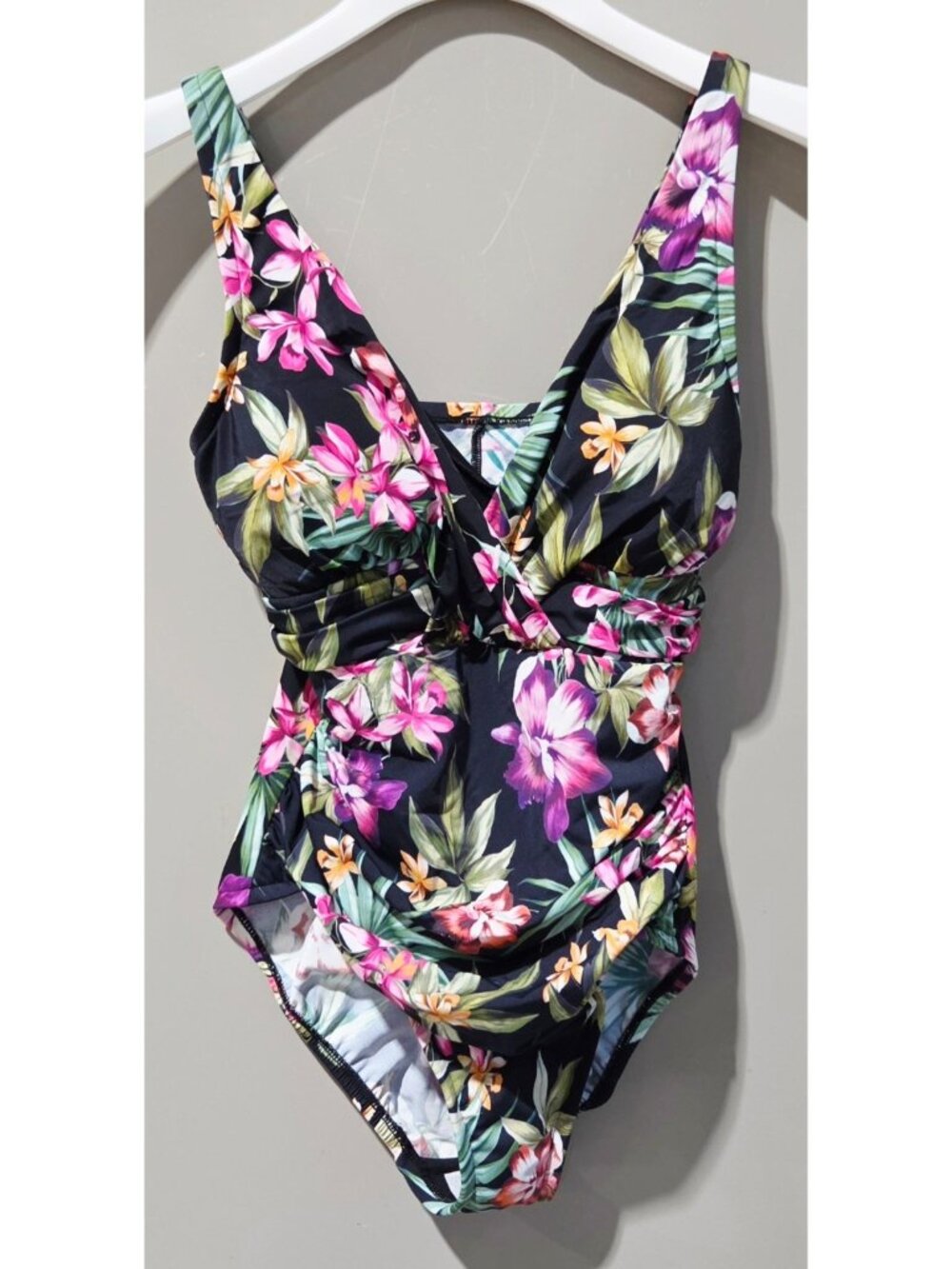 Aqua Green Shape + Style V-Neck & Shirred Black Floral 1 Pc Swimsuit - Size 10
